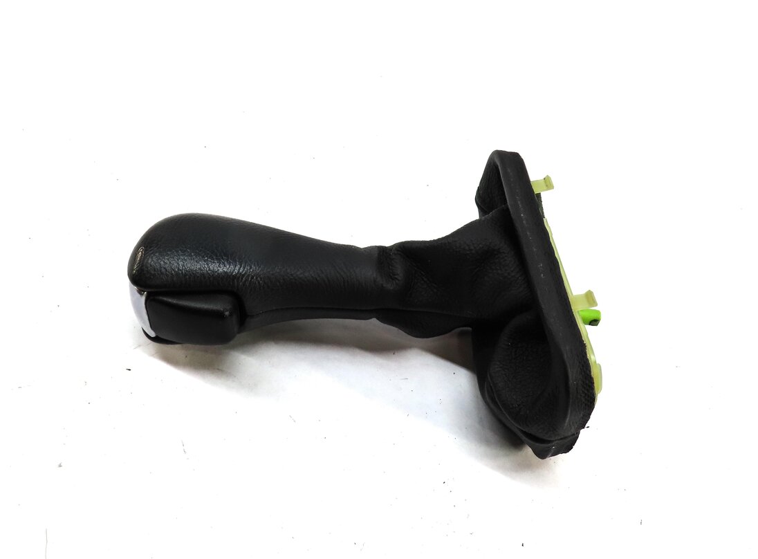 Thumbnail 3: 2007 LAND RANGE ROVER (L322) FLOOR SHIFTER KNOB w/ BOOT (BLACK) 7508354