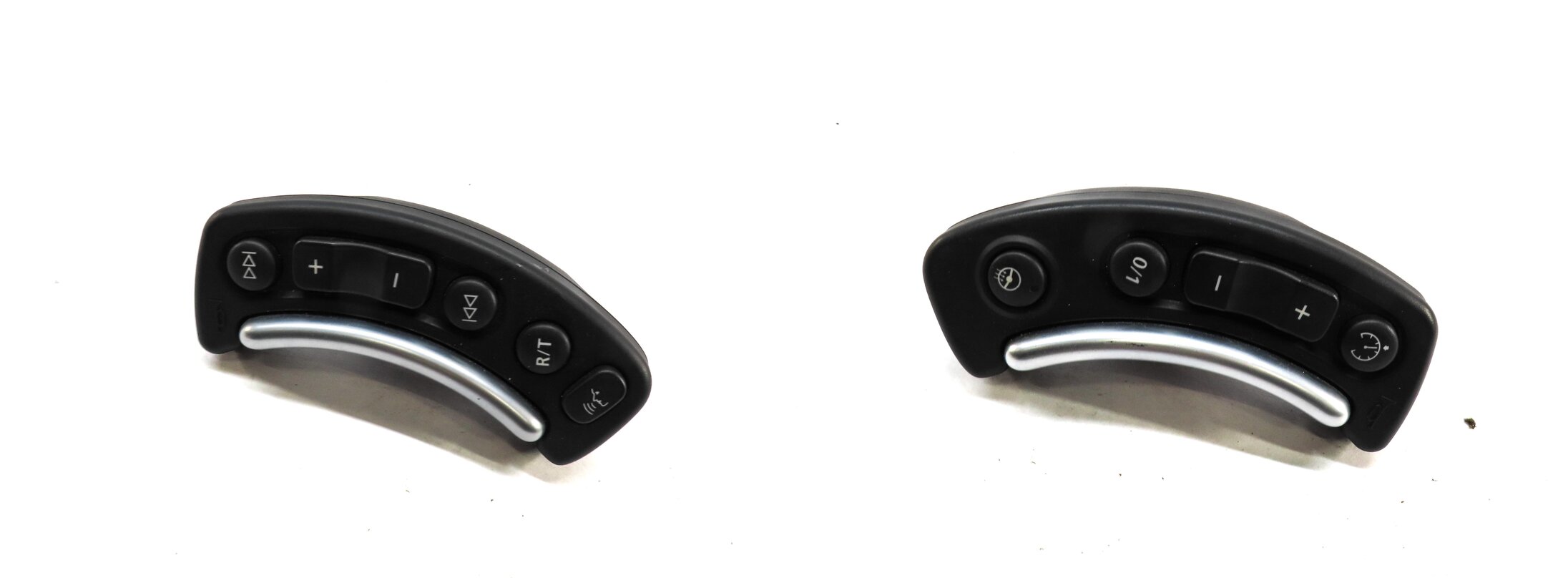 Thumbnail 7: 2003-2009 LAND ROVER RANGE ROVER (L322) HEATED STEERING WHEEL SWITCH BUTTON SET