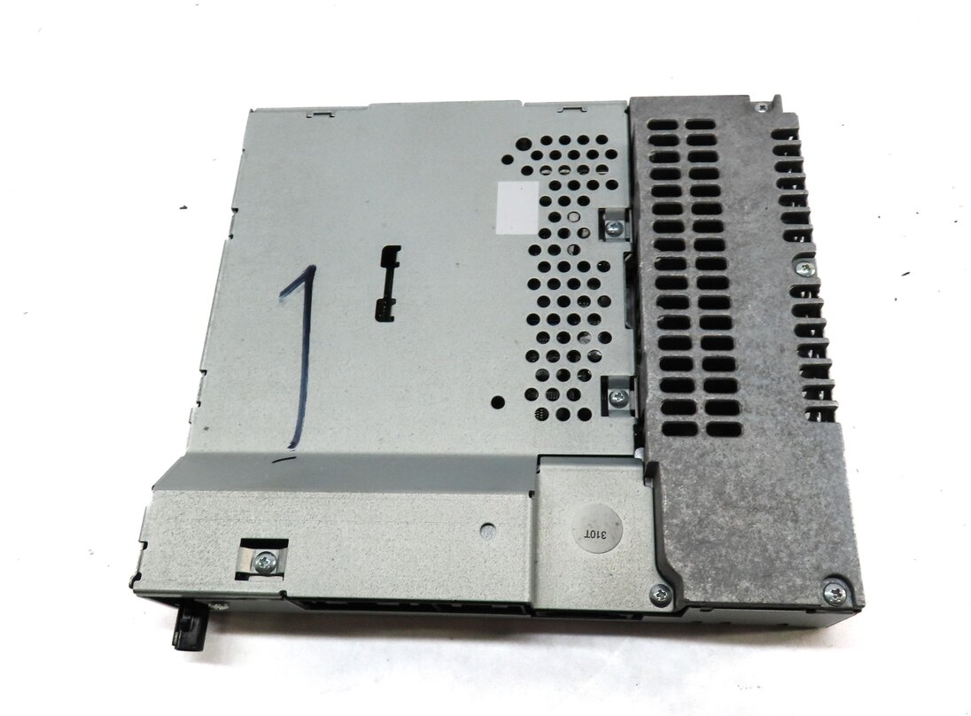 Thumbnail 4: 2005-2009 RANGE ROVER (L322) RADIO STEREO AM/FM RECEIVER (w/ REAR ENTERTAINMENT)