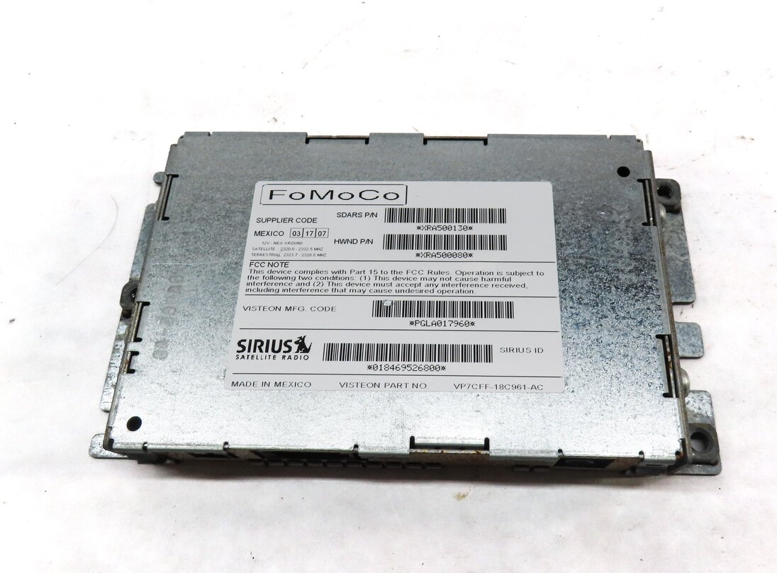 Thumbnail 2: 2007-2012 LR3 RANGE ROVER SPORT (L320) SIRIUS SATELLITE RADIO RECEIVER MODULE