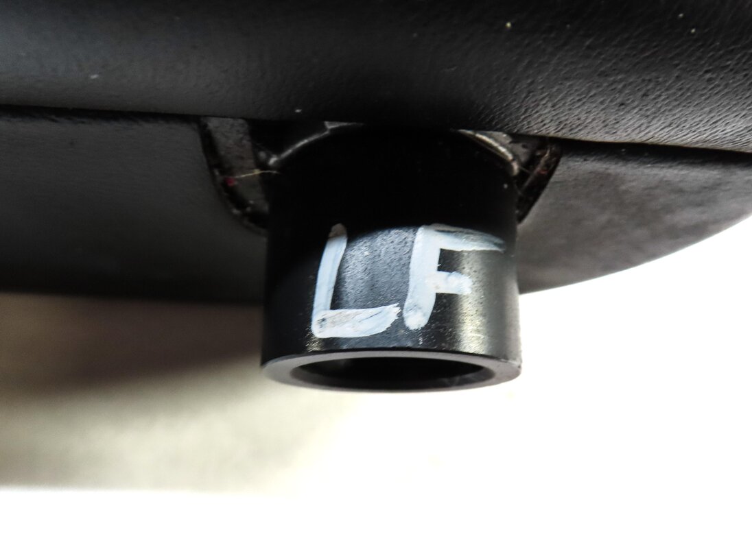 Thumbnail 5: 2007-2008 LAND RANGE ROVER (L322) FRONT LEFT & RIGHT SEAT ARMREST (JET BLACK)
