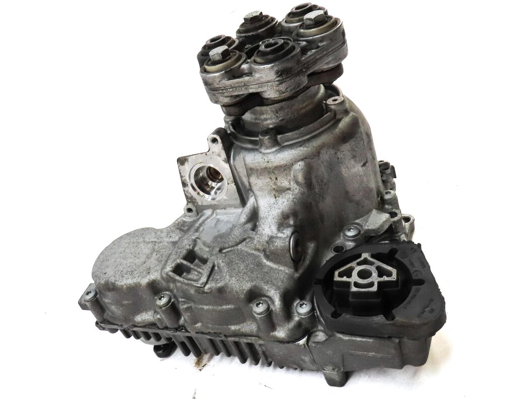 Thumbnail 2: 12-19 BMW 2 3 4 5 6 7 (F01 F06 F07 F10 F22 F30 F32) TRANSFER CASE w/o MOTOR