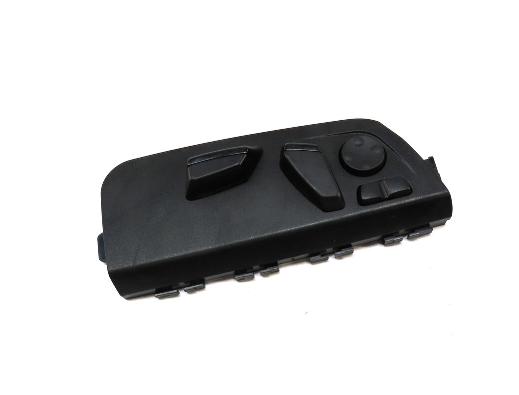 2014 BMW 335iGT (F34) FRONT RIGHT PASSENGER SEAT ADJUST SWITCH w/ LUMBAR BLACK