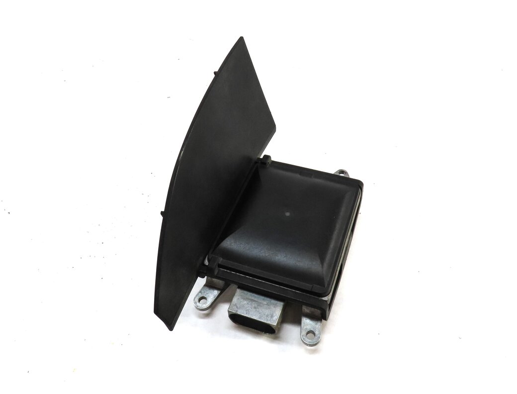 2014 BMW 335iGT (F34) REAR RIGHT BLIND SPOT RADAR SENSOR MODULE (MASTER)