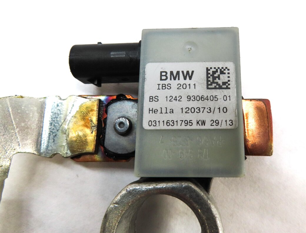Thumbnail 4: 2014 BMW 335iGT (F34) NEGATIVE BATTERY CABLE 12429306405