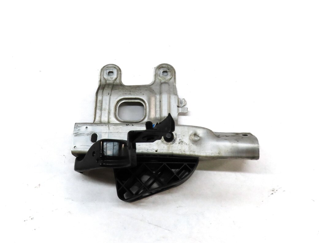 Thumbnail 5: 2014 BMW 335iGT (F34) FRONT RIGHT PASSENGER LOWER BUMPER REINFORCEMENT BRACKET