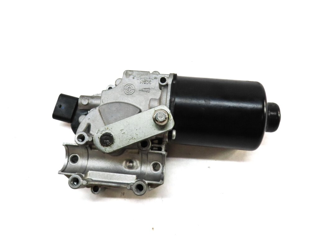Thumbnail 4: 2012-2019 BMW 3 / 4 SERIES (F30 F31 F32 F33 F34) FRONT WINDSHIELD WIPER MOTOR