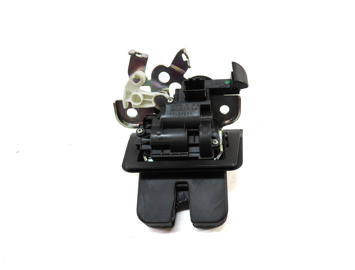 Thumbnail 4: 2016 AUDI A3 E-TRON (8V 8VF) REAR TRUNK LOCK LATCH ACTUATOR