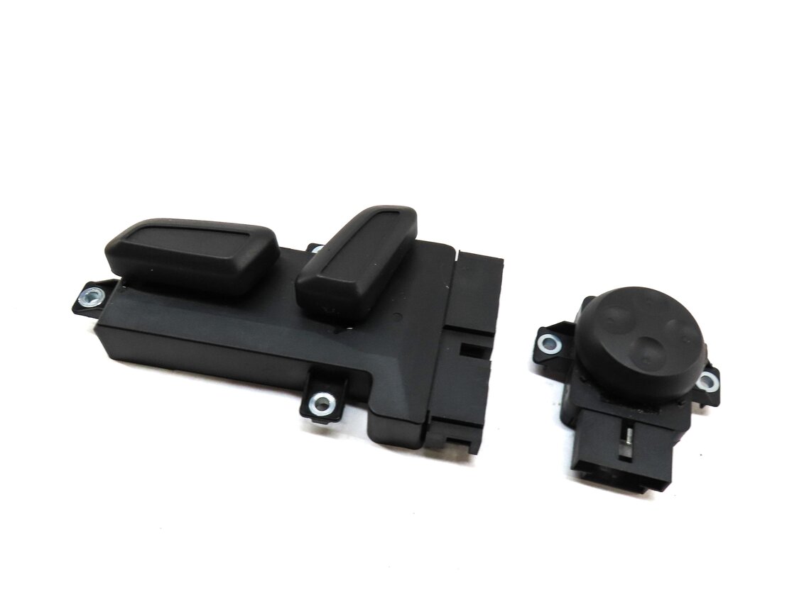 Thumbnail 1: 2016 AUDI A3 E-TRON (8V 8VF) FRONT LEFT DRIVER SEAT ADJUST ADJUSTMENT SWITCH