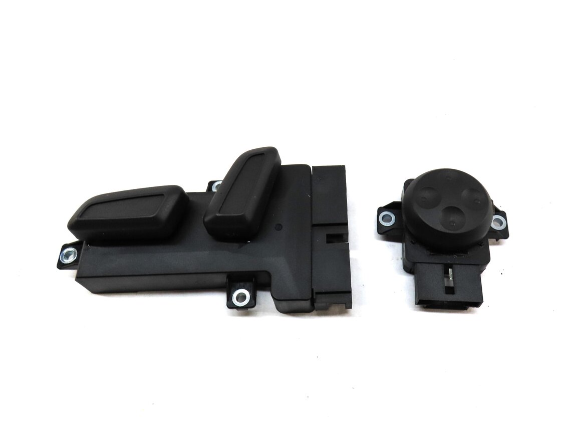 Thumbnail 2: 2016 AUDI A3 E-TRON (8V 8VF) FRONT LEFT DRIVER SEAT ADJUST ADJUSTMENT SWITCH