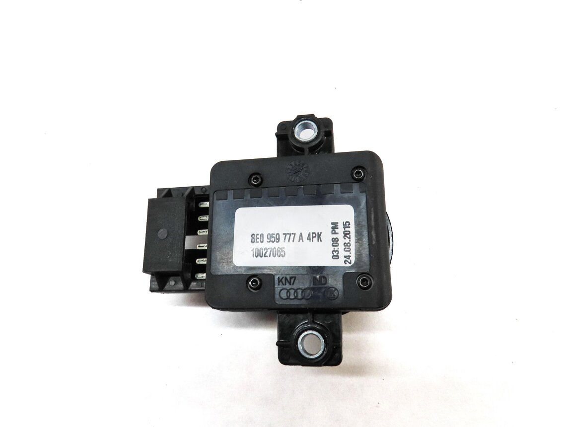 Thumbnail 4: 2016 AUDI A3 E-TRON (8V 8VF) FRONT LEFT DRIVER SEAT ADJUST ADJUSTMENT SWITCH