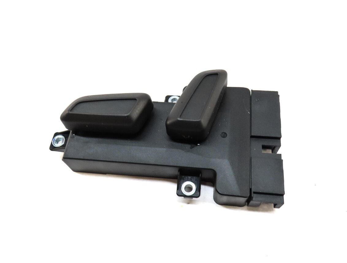 Thumbnail 6: 2016 AUDI A3 E-TRON (8V 8VF) FRONT LEFT DRIVER SEAT ADJUST ADJUSTMENT SWITCH