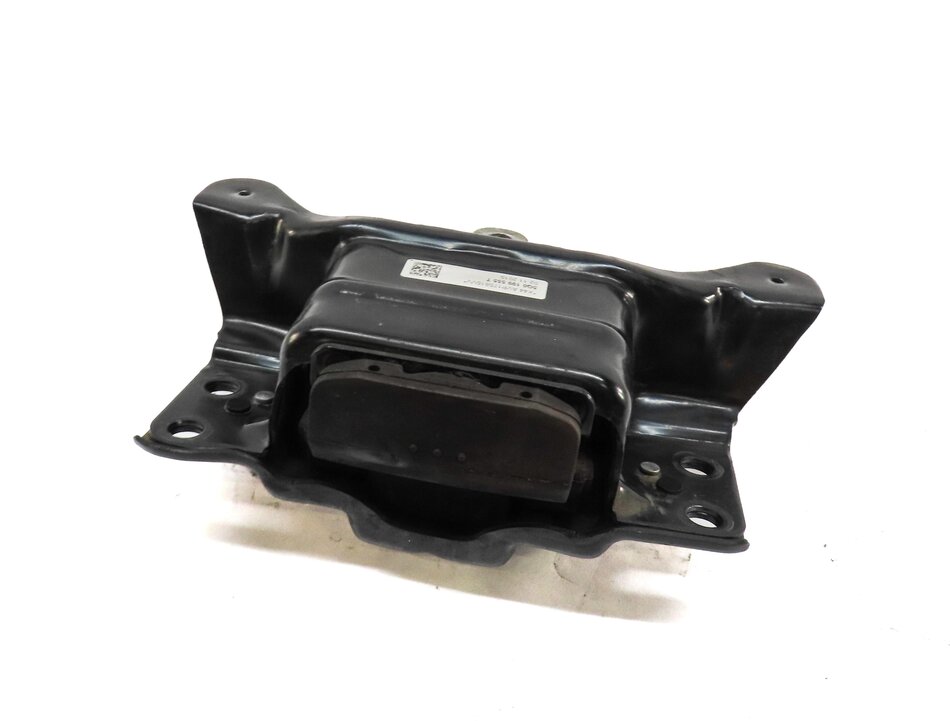 Thumbnail 2: 2016 AUDI A3 E-TRON (8V 8VF) HYBRID TRANSMISSION MOUNT BRACKET