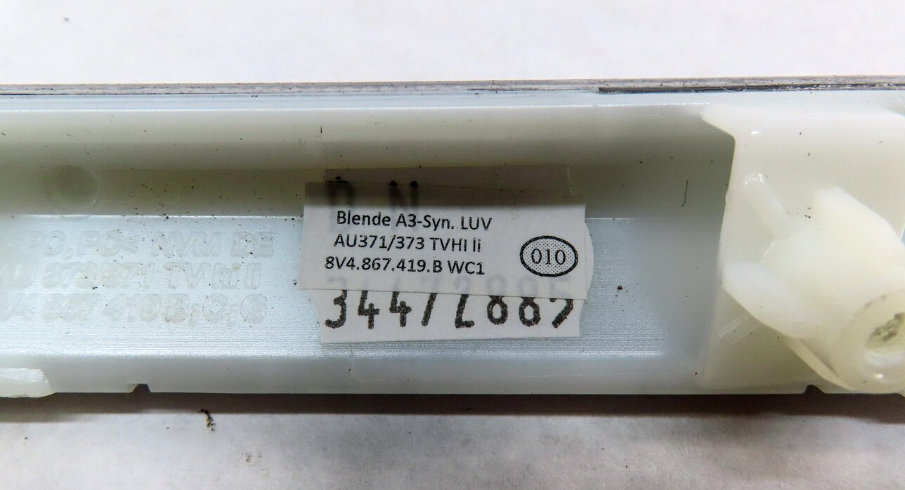 Thumbnail 14: 2016 AUDI A3 E-TRON (8VF) DASH & DOOR INTERIOR TRIM SET (SCALE PATTERN DESIGN)