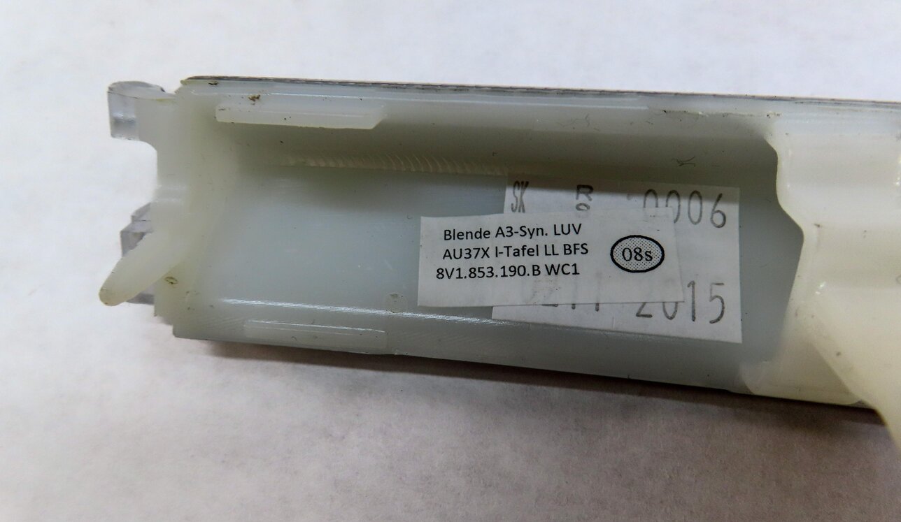 Thumbnail 15: 2016 AUDI A3 E-TRON (8VF) DASH & DOOR INTERIOR TRIM SET (SCALE PATTERN DESIGN)