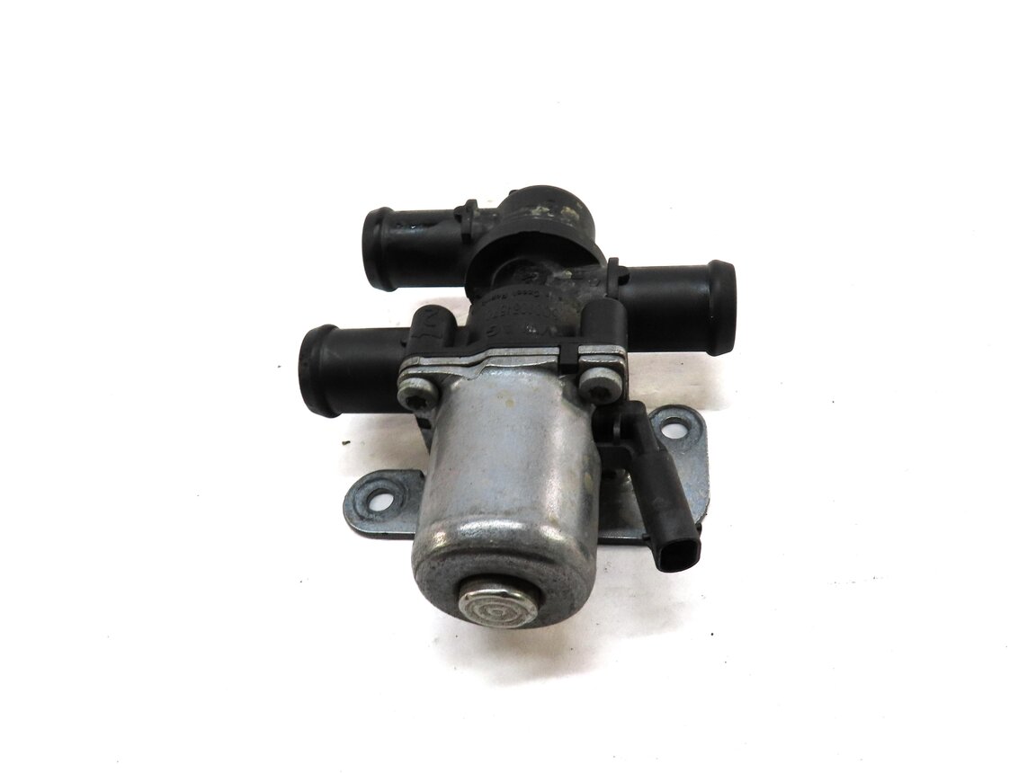 Thumbnail 3: 2016 AUDI A3 E-TRON (8V 8VF) HYBRID WATER HEATER COOLANT CONTROL VALVE