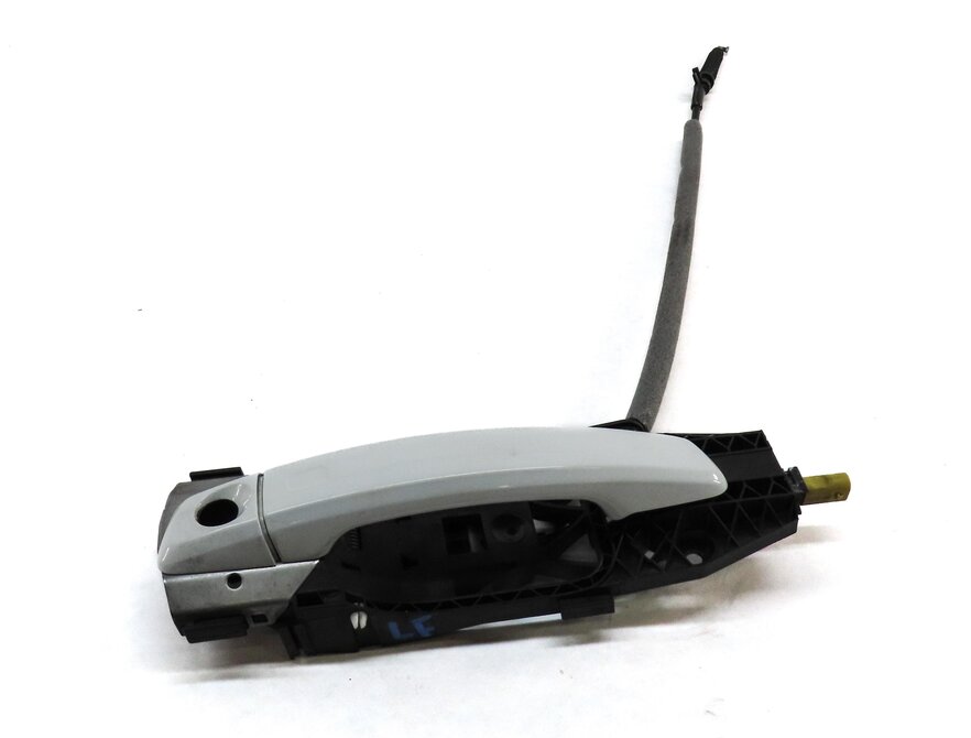 15-18 AUDI A3 S3 RS3 TT (8V MK3) LEFT FRONT DRIVER KEYLESS DOOR HANDLE (WHITE)