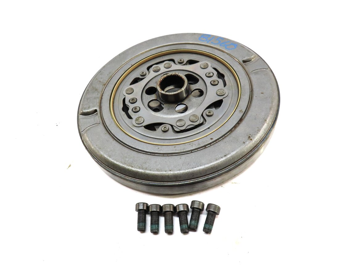 Thumbnail 2: 16-18 AUDI A3 E-TRON (8VF) 1.4L TURBO HYBRID AUTO FWD FLYWHEEL FLY WHEEL