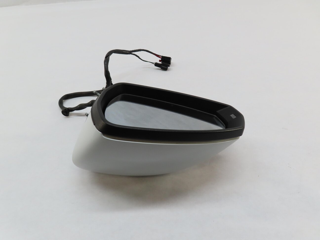 Thumbnail 14: 2016-2018 AUDI A3 E-TRON (8VF) FRONT LEFT DRIVER HEATED DOOR MIRROR (WHITE)