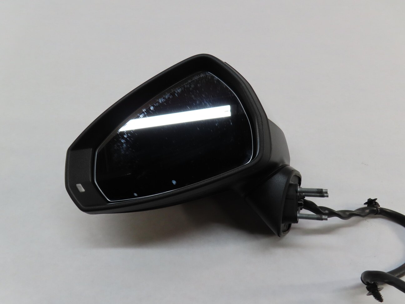 Thumbnail 8: 2016-2018 AUDI A3 E-TRON (8VF) FRONT LEFT DRIVER HEATED DOOR MIRROR (WHITE)