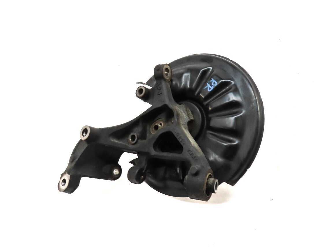 15-18 VW GOLF AUDI A3 (8V) 4 LINK RIGHT PASSENGER REAR SPINDLE KNUCKLE STUB HUB