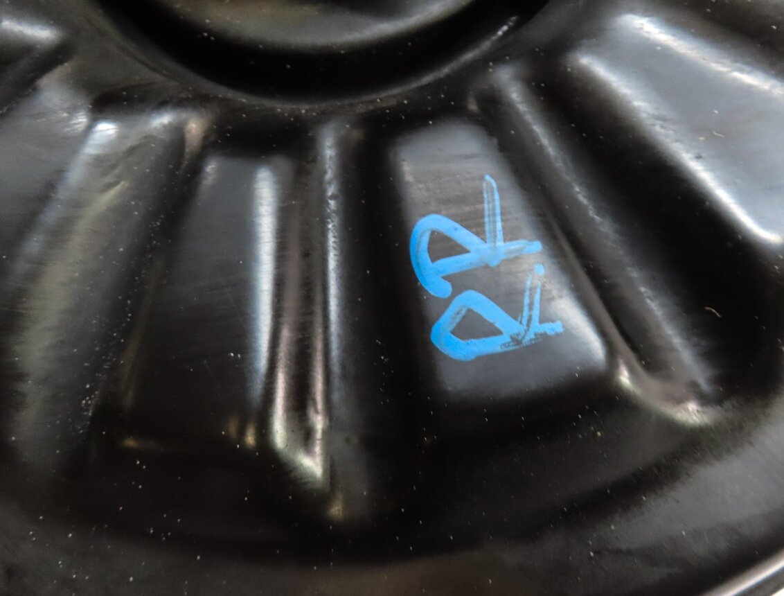 Thumbnail 5: 15-18 VW GOLF AUDI A3 (8V) 4 LINK RIGHT PASSENGER REAR SPINDLE KNUCKLE STUB HUB