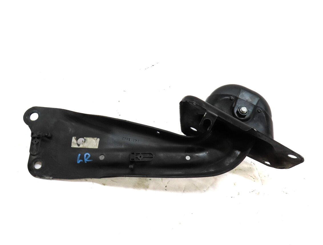 Thumbnail 4: 2015-2019 AUDI VW GOLF / A3 S3 RS3 TT (8V MK3) LEFT DRIVER REAR TRAILING ARM