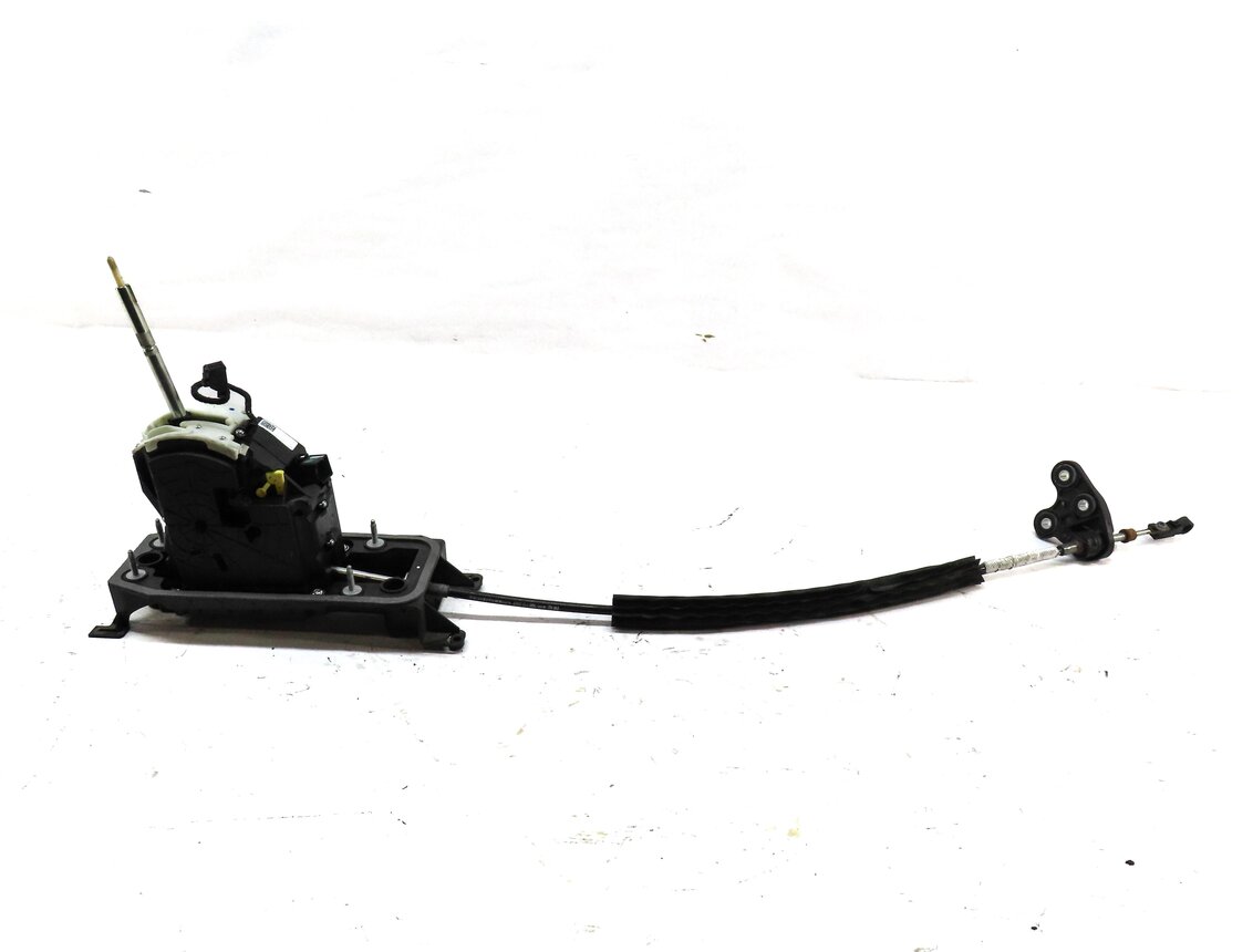 Thumbnail 2: 2016-2020 AUDI A3 (8V 8VF 8Y) TRANSMISSION GEAR SHIFTER SHIFT BOX w/ CABLE