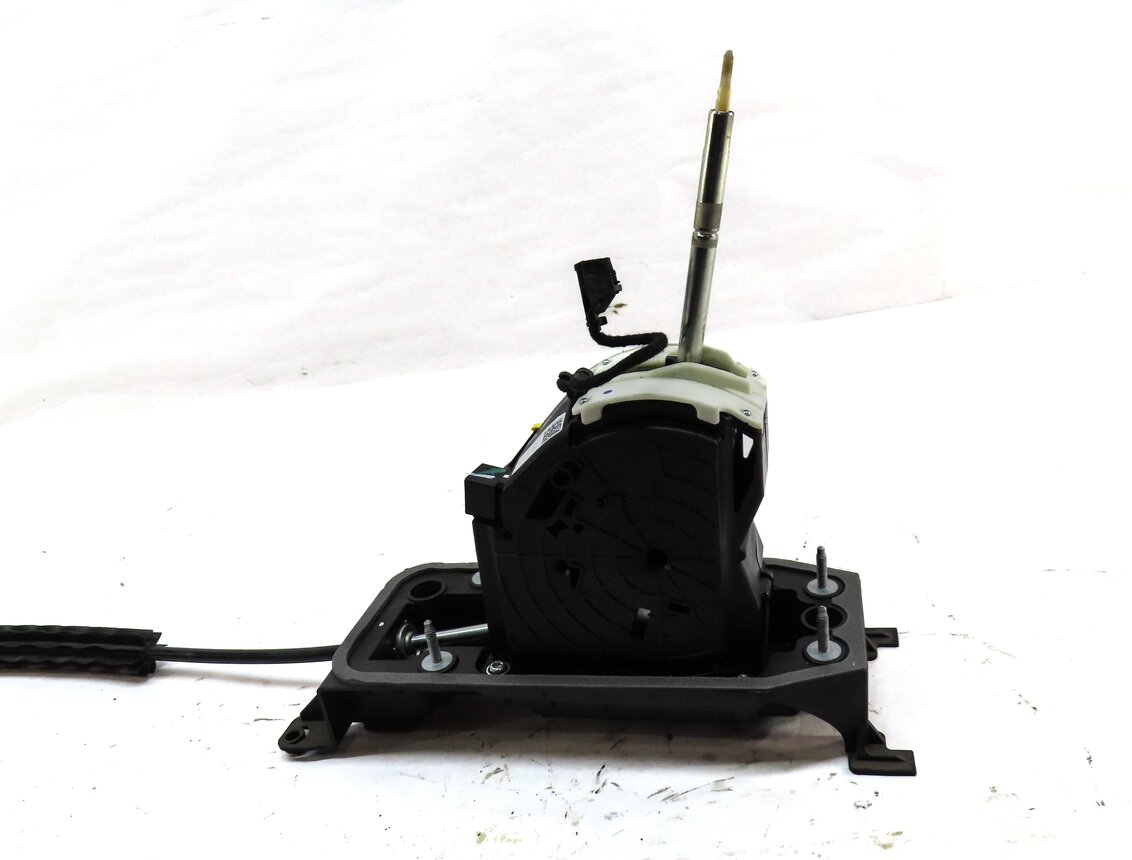 Thumbnail 4: 2016-2020 AUDI A3 (8V 8VF 8Y) TRANSMISSION GEAR SHIFTER SHIFT BOX w/ CABLE