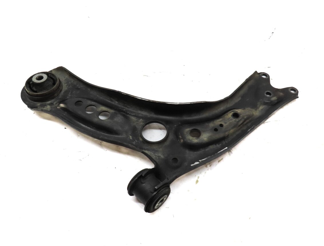 Thumbnail 4: 2015-2017 AUDI A3 S3 (8V) VW GOLF RIGHT FRONT PASSENGER LOWER CONTROL ARM