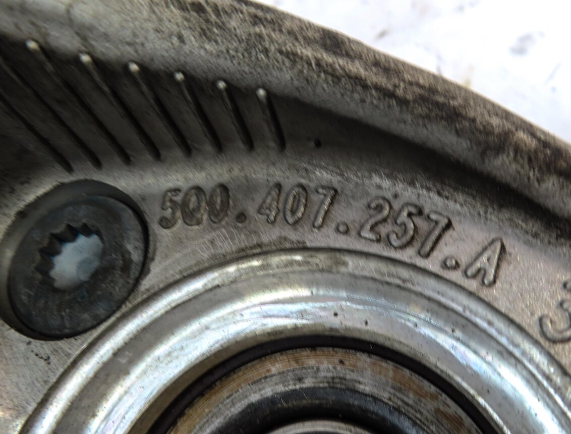Thumbnail 5: 15-17 VW GOLF GTI AUDI A3 S3 (8V) LEFT FRONT DRIVER SPINDLE KNUCKLE BEARING HUB