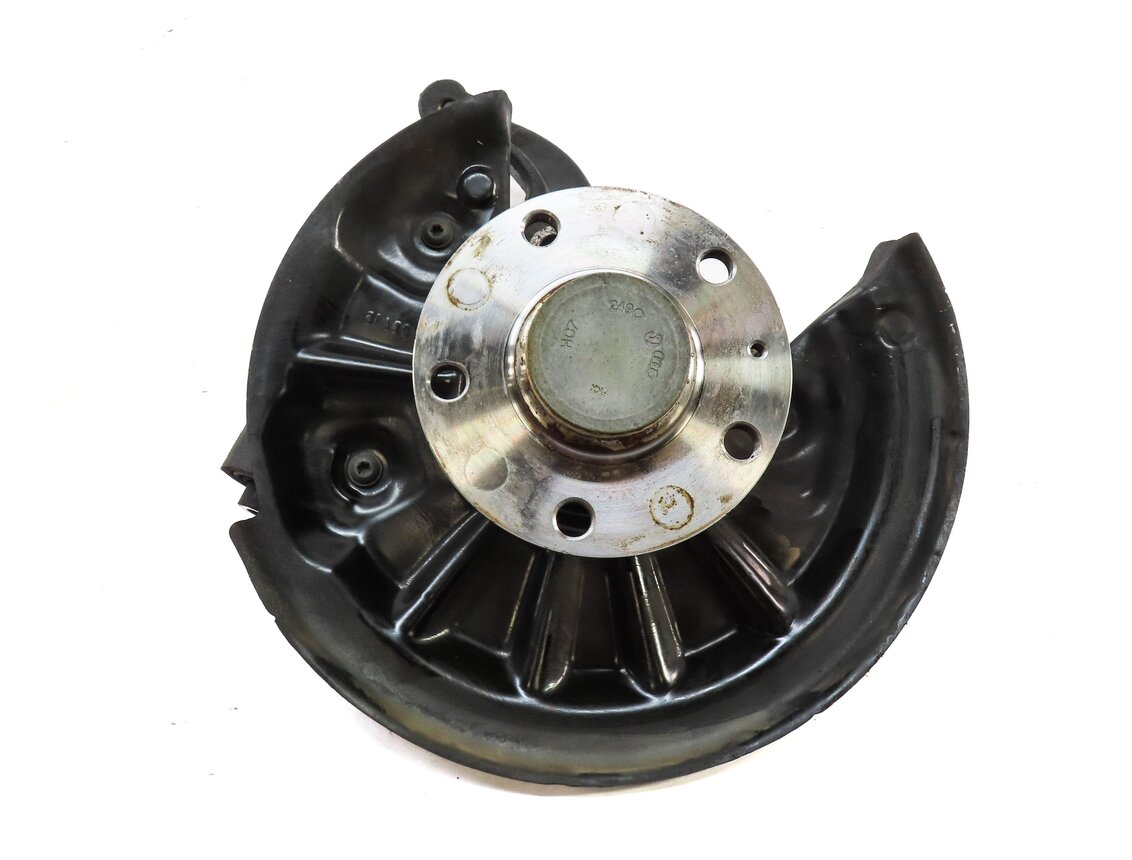 Thumbnail 4: 2015-2018 VW GOLF AUDI A3 (8V) 4 LINK LEFT DRIVER REAR SPINDLE KNUCKLE STUB HUB