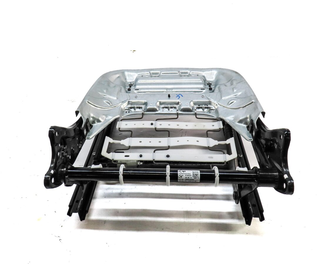 Thumbnail 3: 14-19 MERCEDES CLA45 CLA250 (C117) FRONT LEFT DRIVER MEMORY SEAT TRACK w/ MOTORS