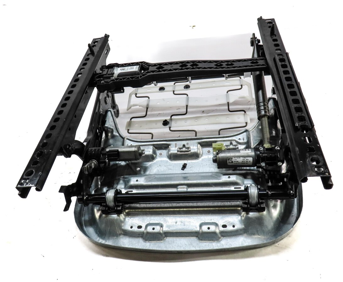 Thumbnail 5: 14-19 MERCEDES CLA45 CLA250 (C117) FRONT LEFT DRIVER MEMORY SEAT TRACK w/ MOTORS