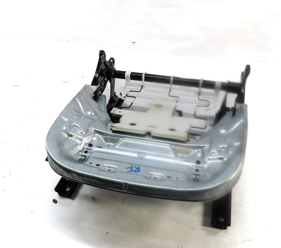 2014-2019 MERCEDES CLA CLASS (C117) FRONT RIGHT PASSENGER SEAT TRACK (MEMORY)