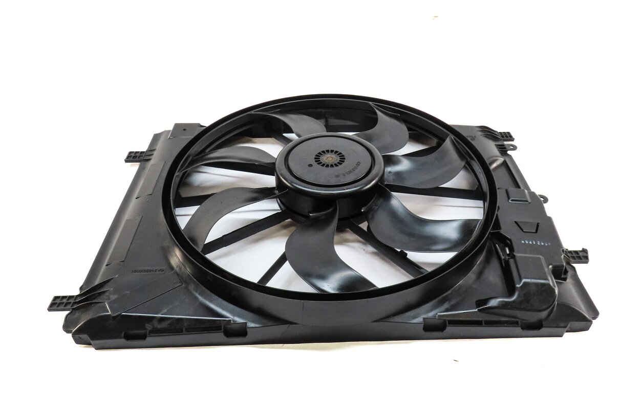 Thumbnail 3: 13-20 MERCEDES B CLA GLA SLK CLASS (C117 W172 W246 X156) RADIATOR COOLING FAN