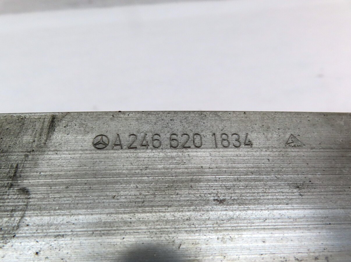 Thumbnail 8: 13-19 MERCEDES B CLA C117 W246 FRONT BUMPER REINFORCEMENT BAR BEAM BRACKET SET