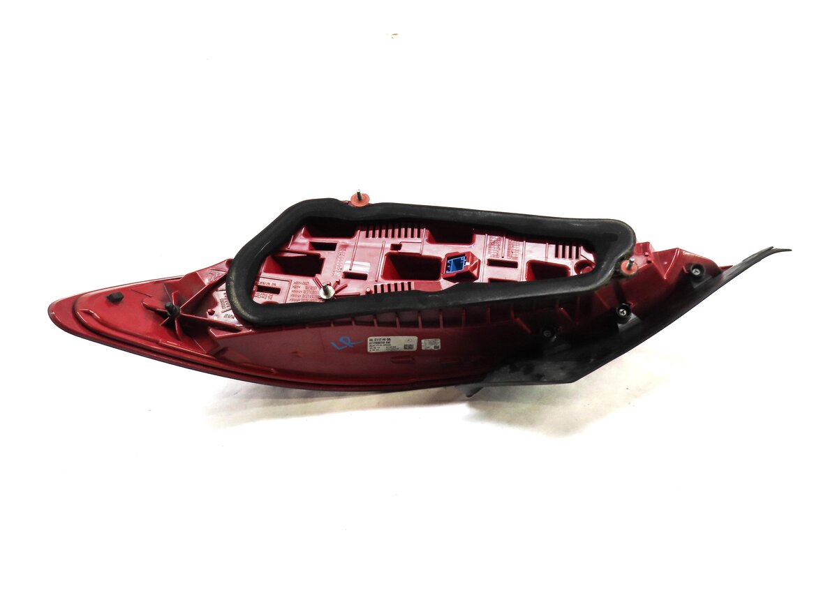 Thumbnail 7: 14-16 MERCEDES CLA45 CLA250 (C117) LEFT DRIVER TAILLIGHT BRAKE LIGHT LAMP (LED)