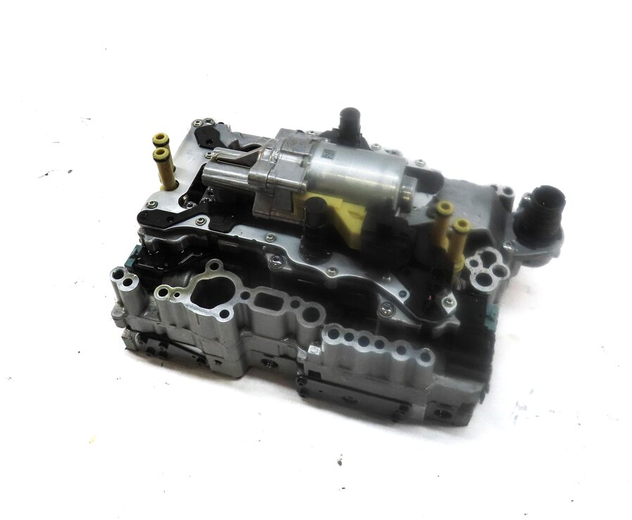 2014 MERCEDES CLA250 (C117) 2.0L TURBO AUTO FWD TRANSMISSION VALVE BODY