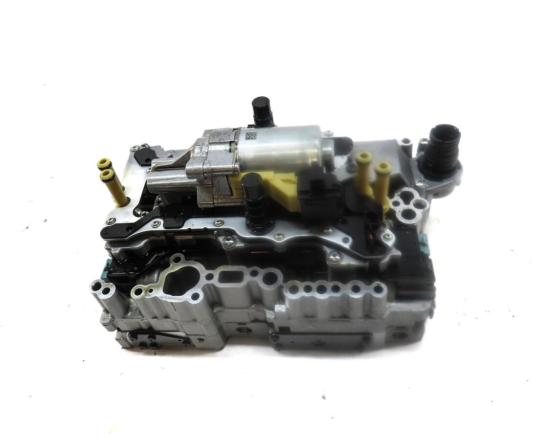 Thumbnail 2: 2014 MERCEDES CLA250 (C117) 2.0L TURBO AUTO FWD TRANSMISSION VALVE BODY