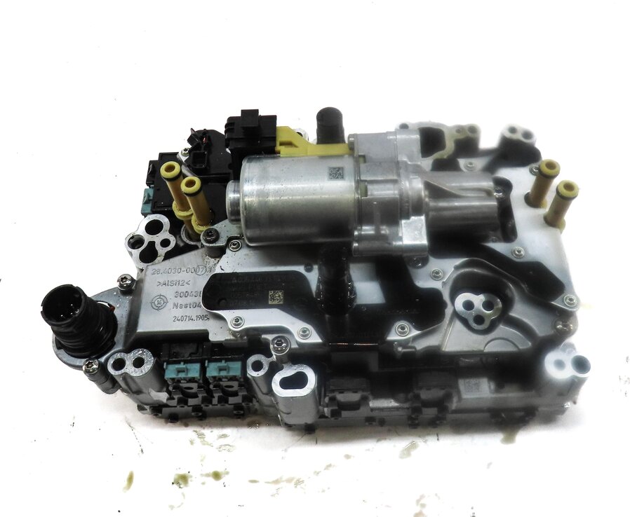 Thumbnail 4: 2014 MERCEDES CLA250 (C117) 2.0L TURBO AUTO FWD TRANSMISSION VALVE BODY