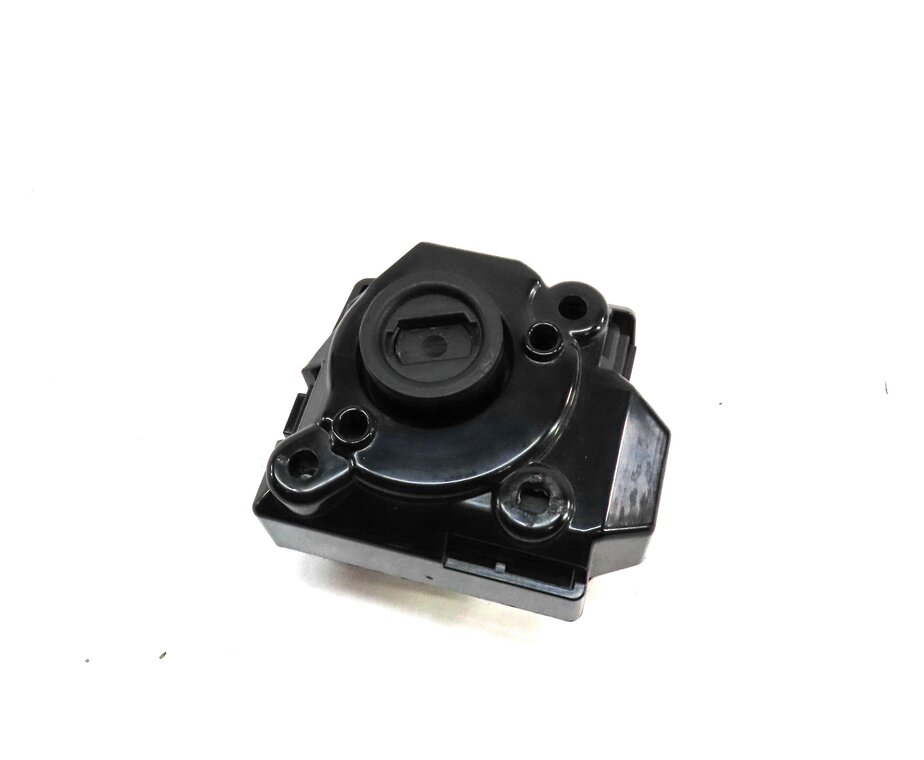 2014-2015 MERCEDES BENZ CLA45 AMG CLA250 (C117) IGNITION SWITCH MODULE