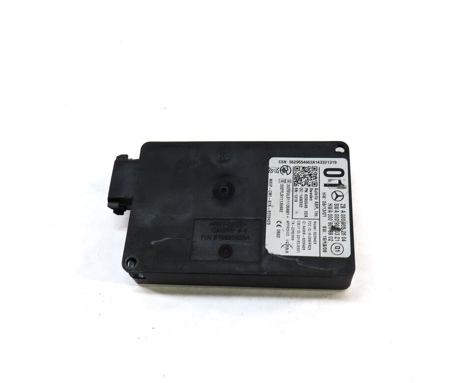 Thumbnail 3: 2014-2016 MERCEDES CLA250 CLA45 (C117 W117) REAR BLIND SPOT RADAR SENSOR MODULE