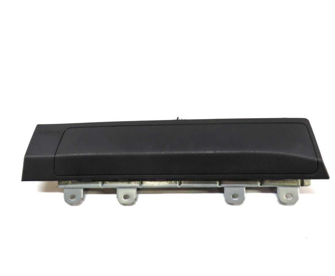 Thumbnail 2: 14-20 MERCEDES CLA GLA CLASS (C117 W117 X156) LEFT DRIVER KNEE AIRBAG (BLACK)