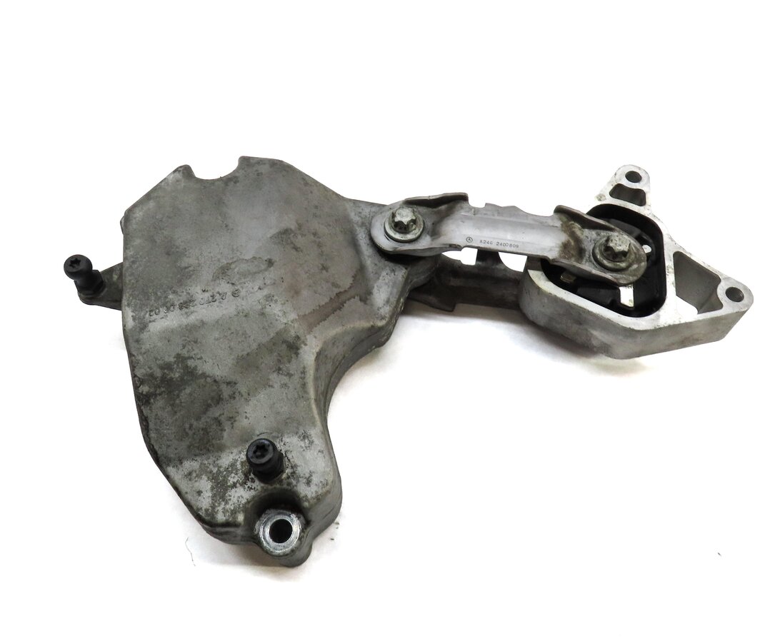 Thumbnail 3: 2014 MERCEDES CLA250 (C117 W117) 2.0L M270 ENGINE UPPER SUPPORT MOUNT BRACKET