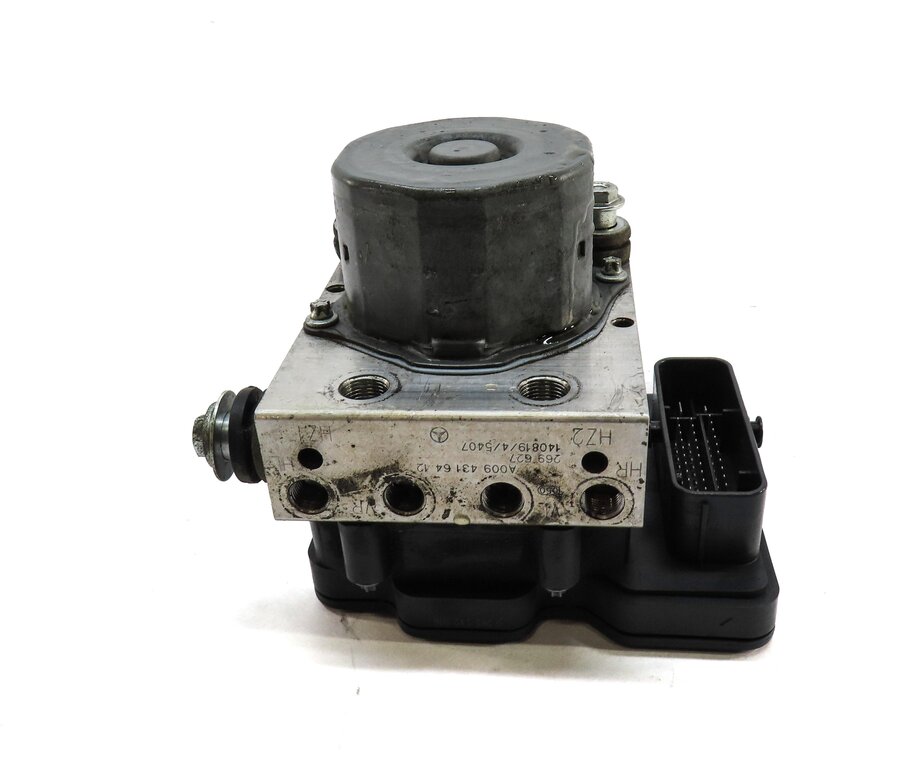 Thumbnail 2: 14-19 MERCEDES B250 CLA250 (C117 W246) ANTI-LOCK ESP ABS BRAKE PUMP w/ MODULE