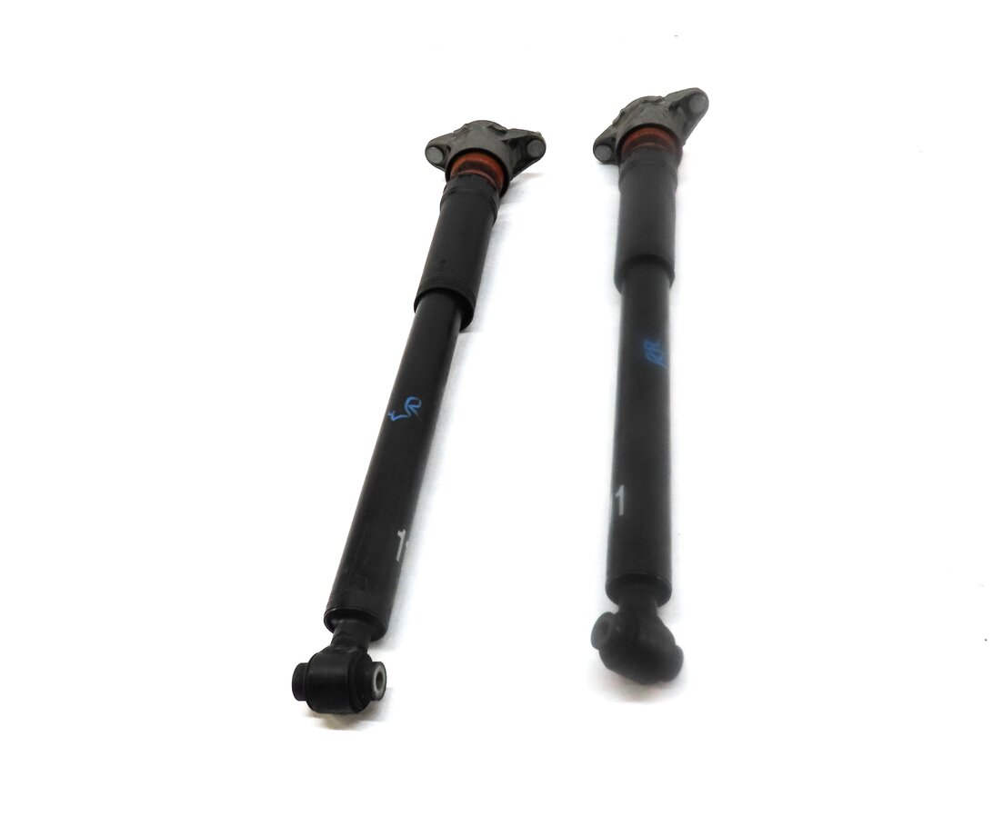 Thumbnail 2: 2014 MERCEDES CLA250 (C117 W117) REAR LEFT & RIGHT FWD STANDARD SHOCK STRUT SET2