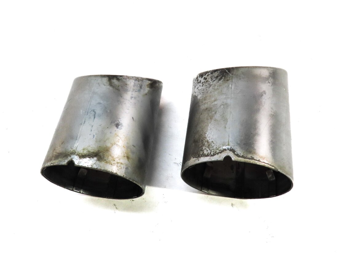 Thumbnail 4: 2009 BMW X5 (E70) DIESEL - LEFT & RIGHT EXHAUST TIP SET