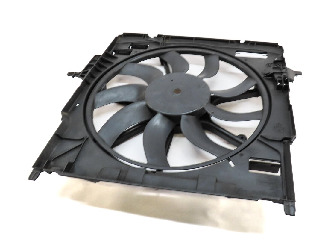 2009-2014 BMW X5 X6 (E70 E71) 3.0L N55 TURBO / 3.0L DIESEL COOLING FAN 850 WATT