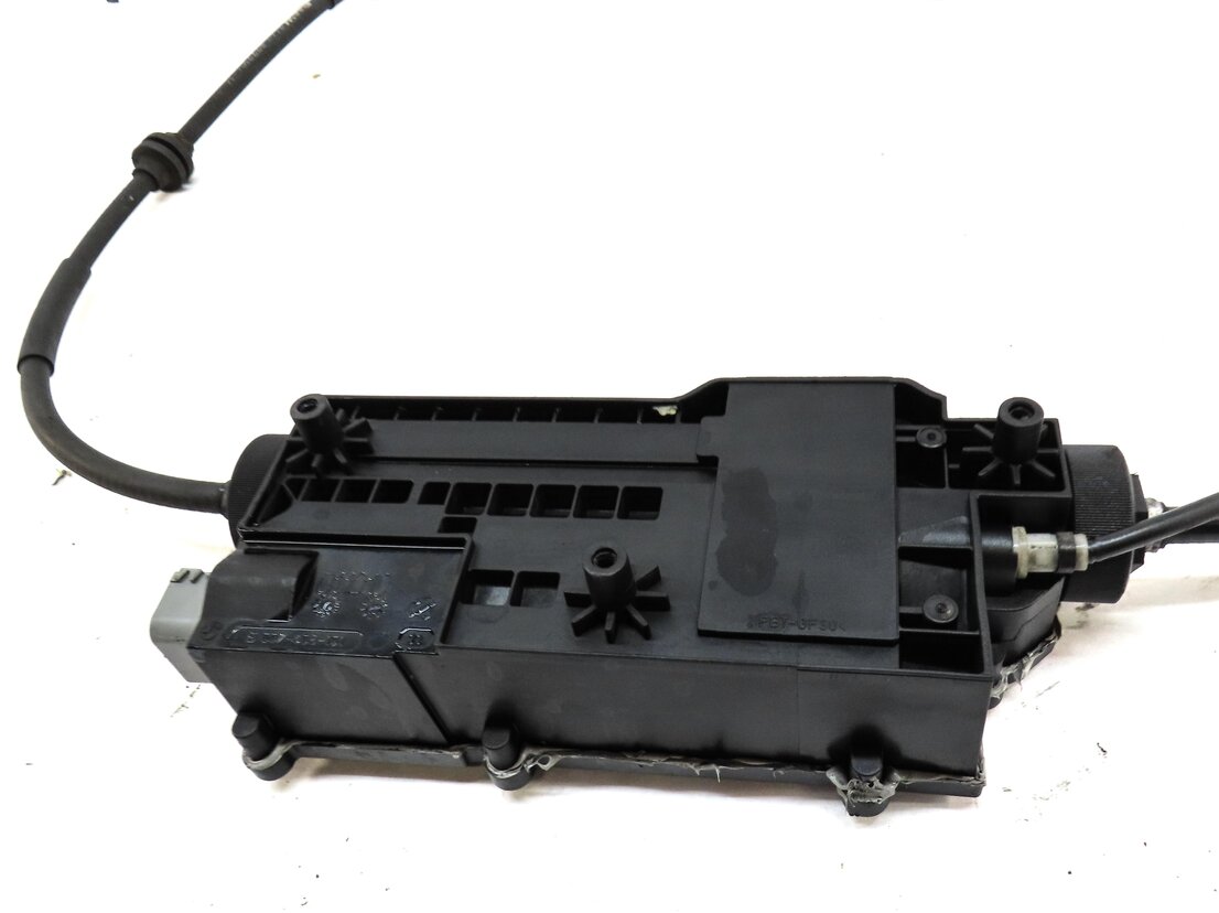 Thumbnail 5: 2009 BMW X5 (E70) EMERGENCY BRAKE PARKING BRAKE ACTUATOR MOTOR w/ CABLES